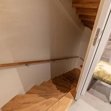 Town House With Good View On Of Island Feriehus *