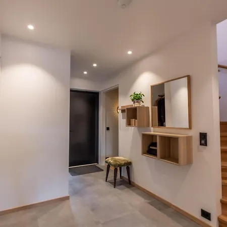 Town House With Good View On Of Island Feriehus Tromsø